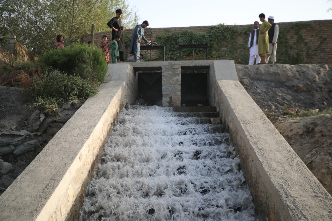 پروژه پنج‌ آمو برای تنظیم سیستم آبیاری در تخار بیش از ۳۷۳ میلیون و ۵۰۰‌ هزار هزینه کرد
